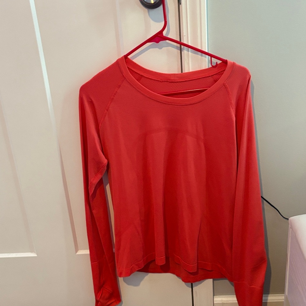 Women's Red Long Sleeve Lululemon Top